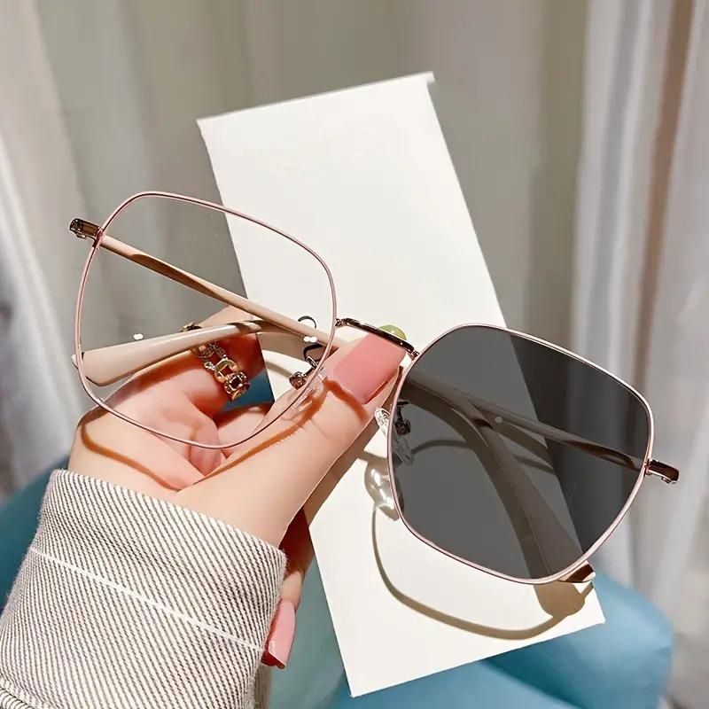 Photochromic Sun Glasses For Women